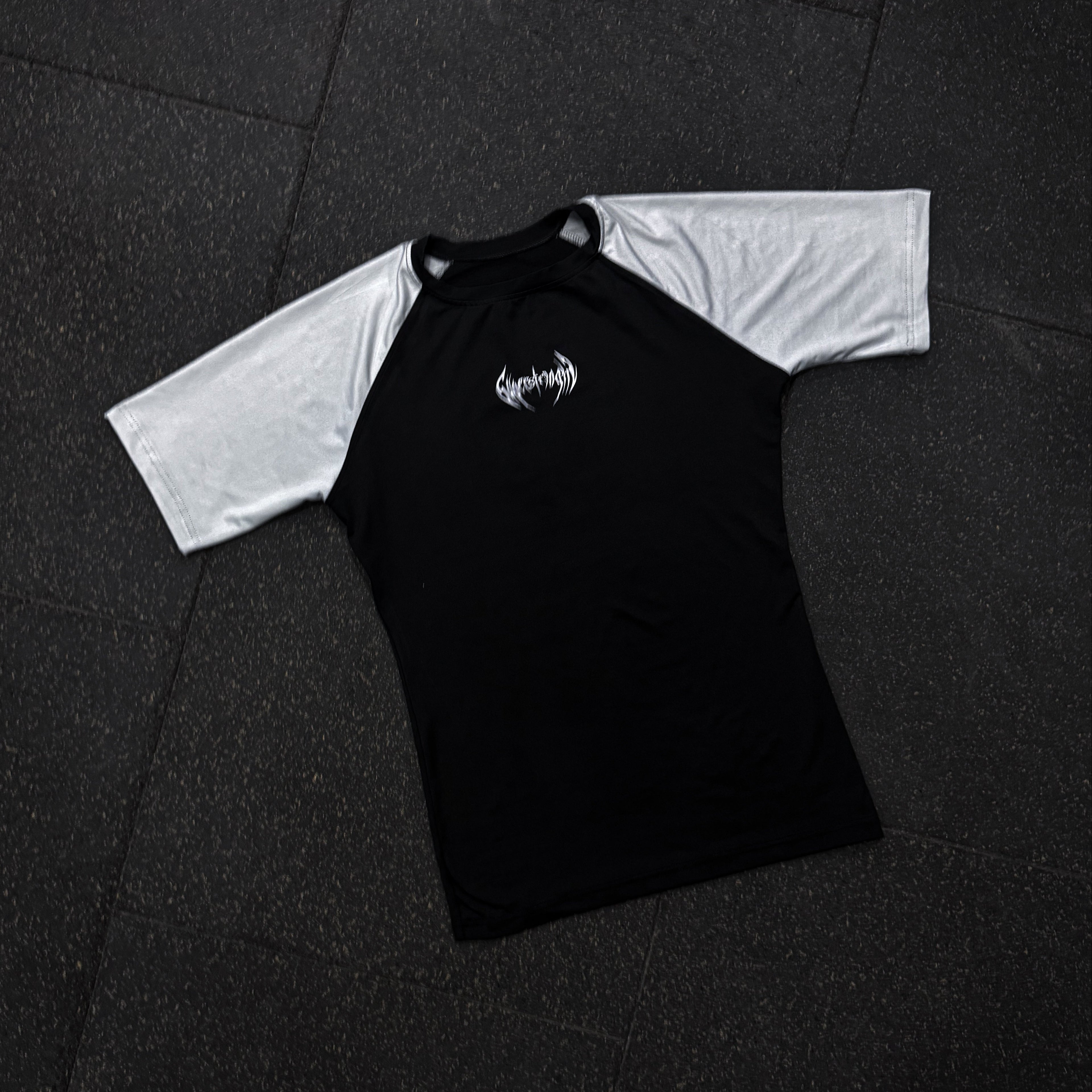 STONE COMPRESSION "ASH (SHORT-SLEEVES)